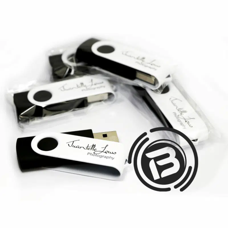 8GB - USB 2.0 Flash Drive Swivel